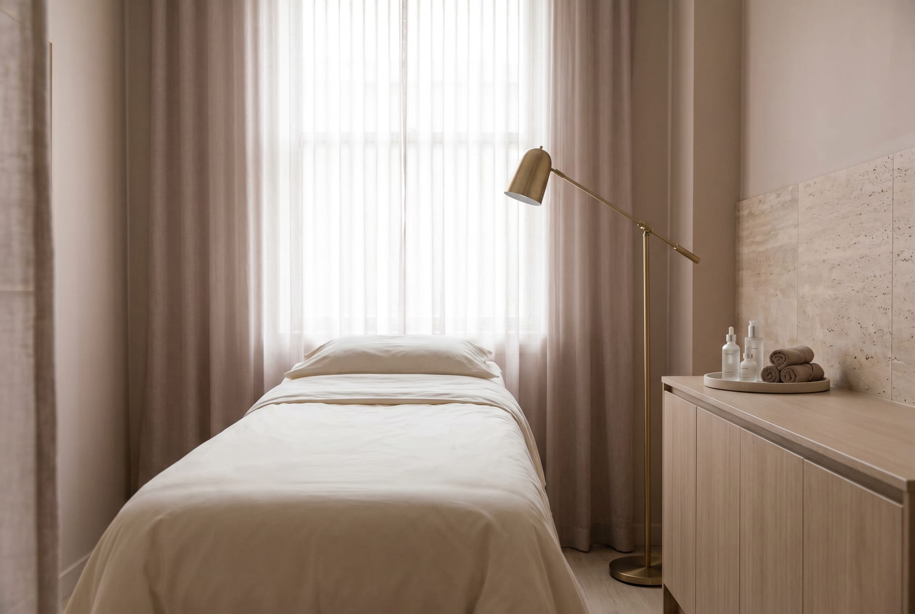 Treatment room at The Bromley Clinic